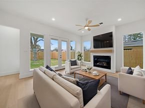 8521 Friendship Road, Houston TX 77080