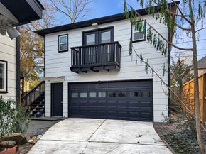 4521 Maple Street, Bellaire TX 77401