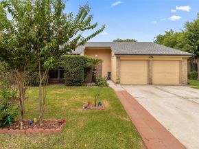 2743 Flintrock Circle, Houston TX 77067