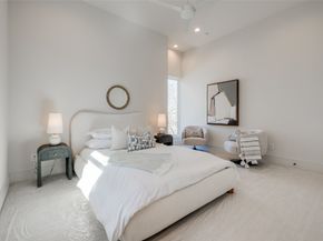 1701 BANKS Street, Houston TX 77098