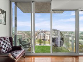 5925 Almeda Road 11315, Houston TX 77004