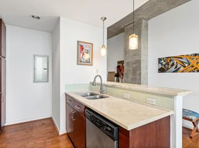 5925 Almeda Road 11315, Houston TX 77004