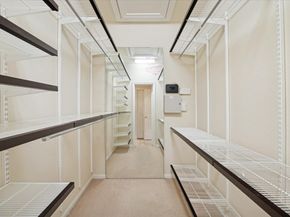 888 Fisher Street, Houston TX 77018