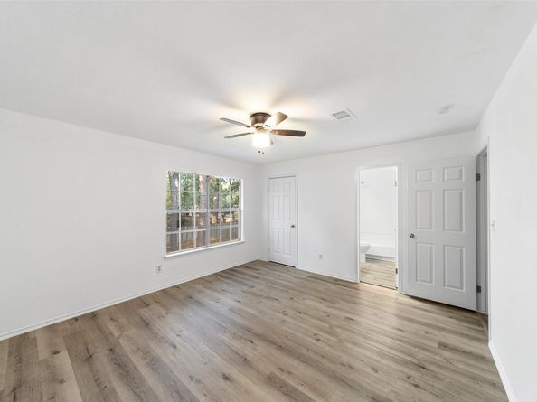 2247 Oak Shores Drive, Houston TX 77339