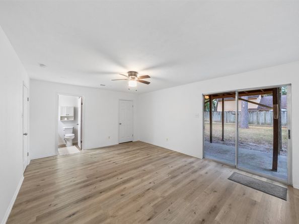 2247 Oak Shores Drive, Houston TX 77339
