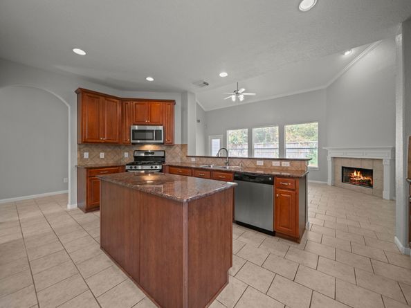 42 Ebony Oaks Place, The Woodlands TX 77382