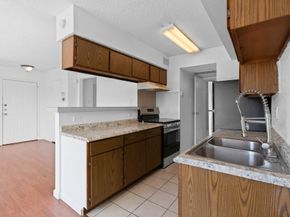 2750 Holly Hall Street 1806, Houston TX 77054