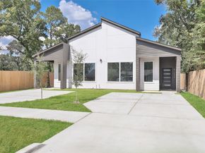 8133 Cabot Street A/B, Houston TX 77078