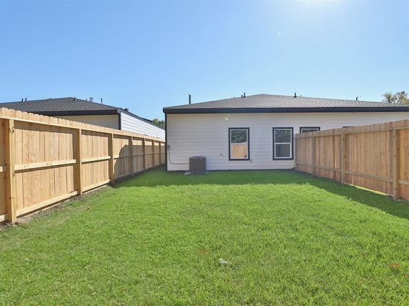 8133 Cabot Street A/B, Houston TX 77078