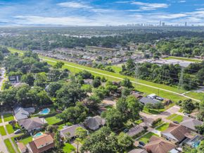 2718 Lazy Spring Drive, Houston TX 77080