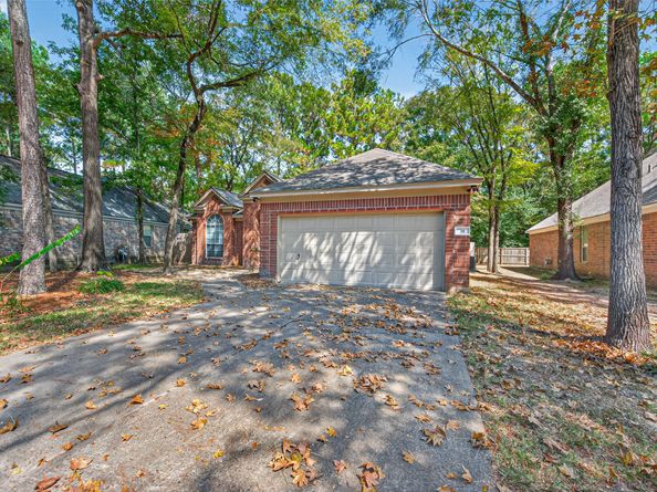38 Wrens Song Place, The Woodlands TX 77382