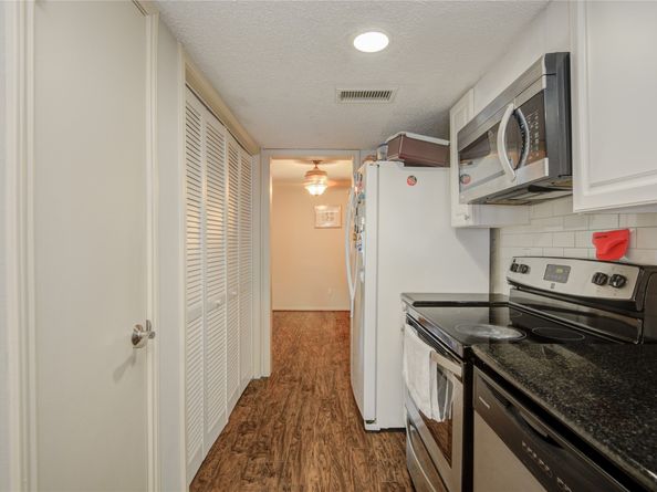 1334 Country Place Drive, Houston TX 77079