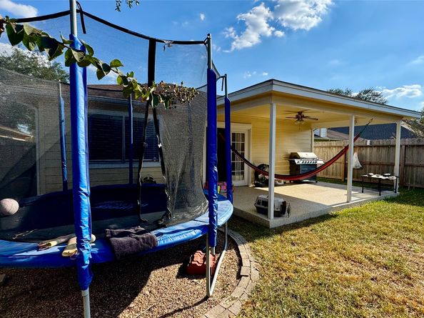 3330 Shiro Drive, Houston TX 77014