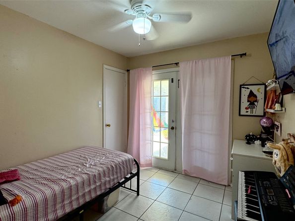 3330 Shiro Drive, Houston TX 77014