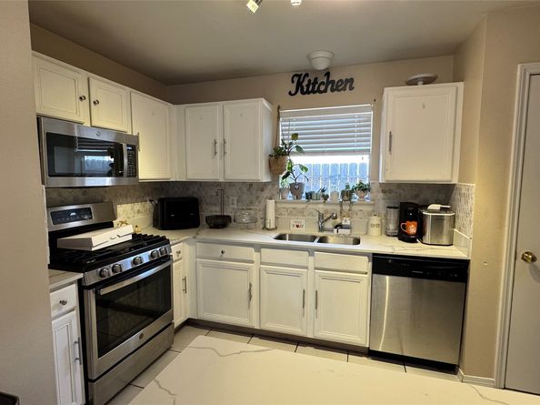 3330 Shiro Drive, Houston TX 77014