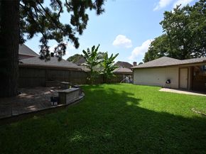 6419 Sutter Park Lane, Houston TX 77066