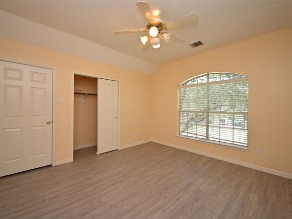 6419 Sutter Park Lane, Houston TX 77066