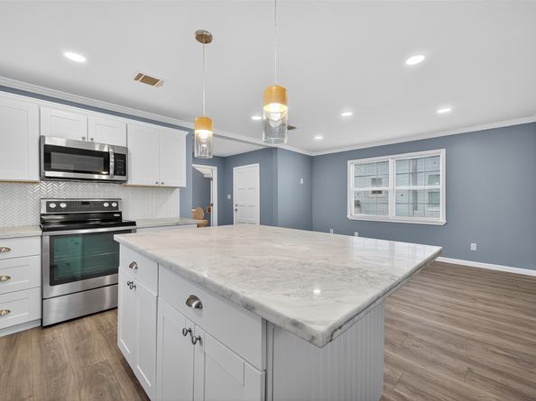 414 Marie Street, Houston TX 77009