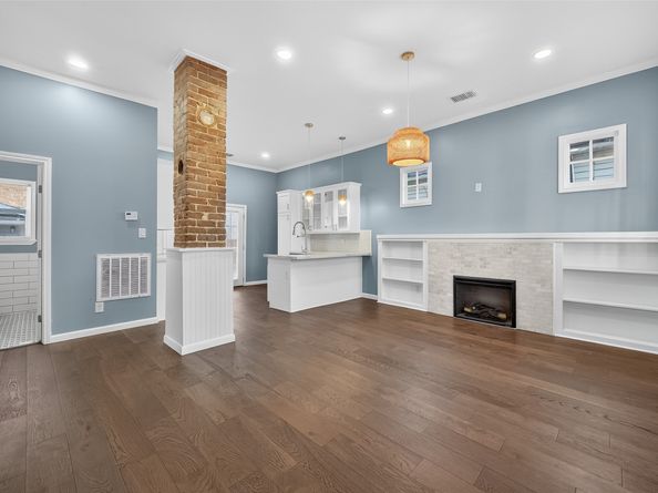 414 Marie Street, Houston TX 77009