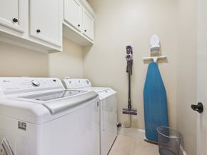 1305 W Bell Street, Houston TX 77019