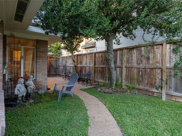 3743 Westerman Street, Houston TX 77005