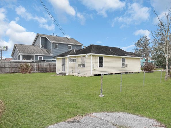 2607 Milwaukee Street, Houston TX 77026