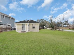 2607 Milwaukee Street, Houston TX 77026