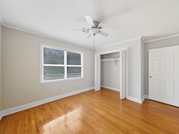 8527 Ridgepoint Drive, Houston TX 77055
