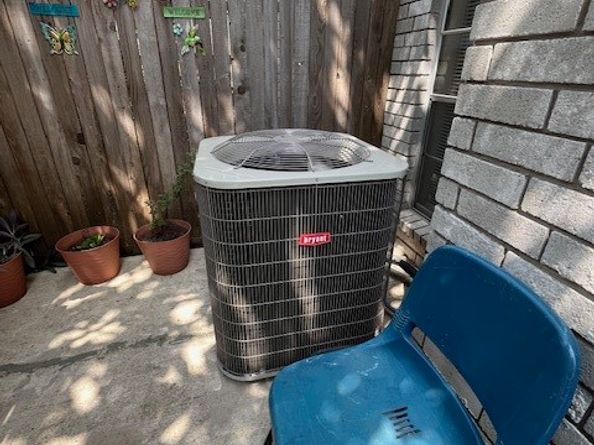 17585 Red Oak Drive 7585, Houston TX 77090