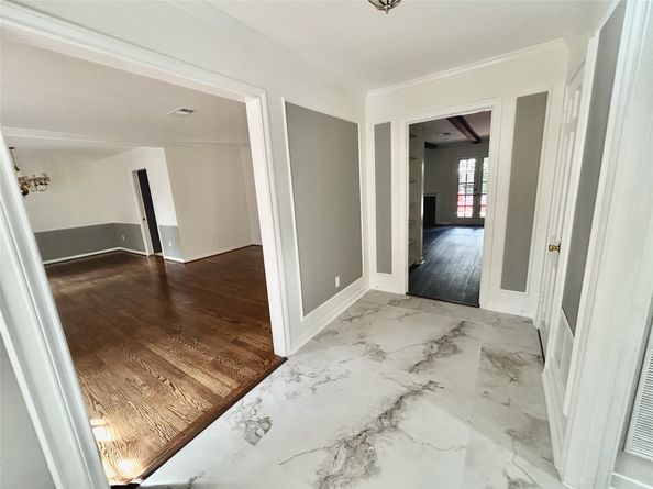 10010 Burgoyne Road, Houston TX 77042