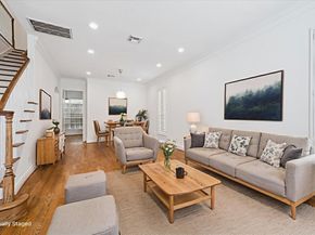 3234 Pemberton Circle Drive, Houston TX 77025
