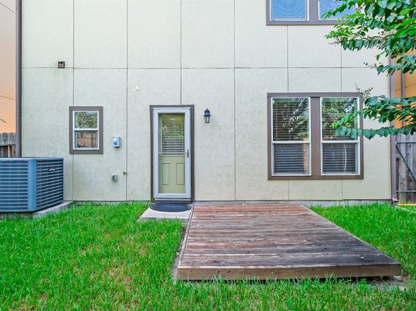 12255 Oxford Crescent Circle, Houston TX 77082