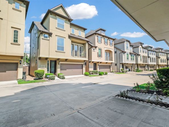 12255 Oxford Crescent Circle, Houston TX 77082