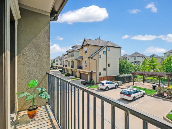 12255 Oxford Crescent Circle, Houston TX 77082