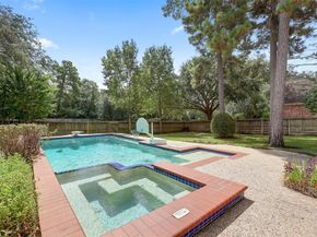 14 E THYMEWOOD Place, The Woodlands TX 77382