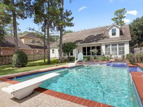 14 E THYMEWOOD Place, The Woodlands TX 77382