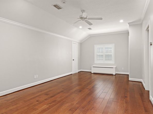 14 E THYMEWOOD Place, The Woodlands TX 77382