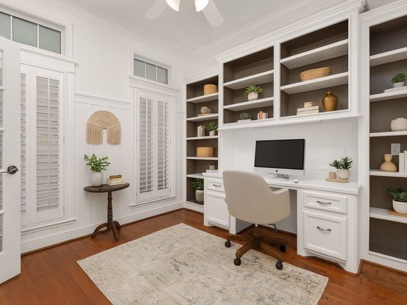 14 E THYMEWOOD Place, The Woodlands TX 77382