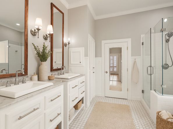 14 E THYMEWOOD Place, The Woodlands TX 77382