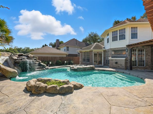 6627 Alicant Drive, Sugar Land TX 77479
