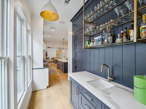 1819 Arlington Street, Houston TX 77008