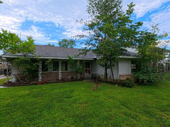 12925 Harvey Lane, Houston TX 77013