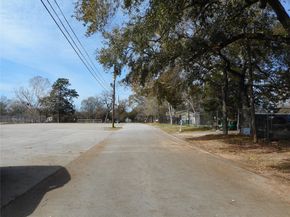422 Crooke Street, Conroe TX 77301