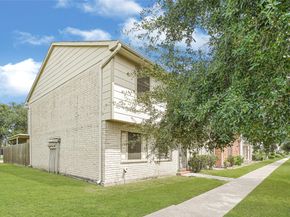 13043 Clarewood Drive, Houston TX 77072