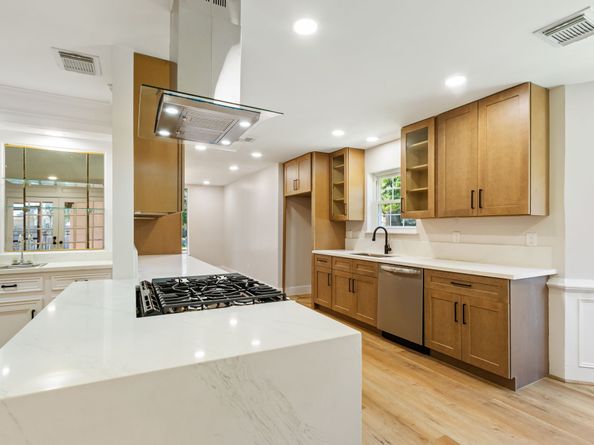 7618 Mauna Kai Drive, Houston TX 77095