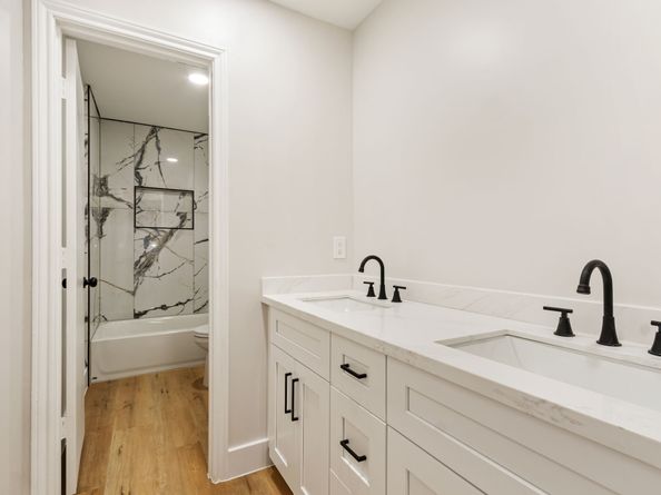 7618 Mauna Kai Drive, Houston TX 77095