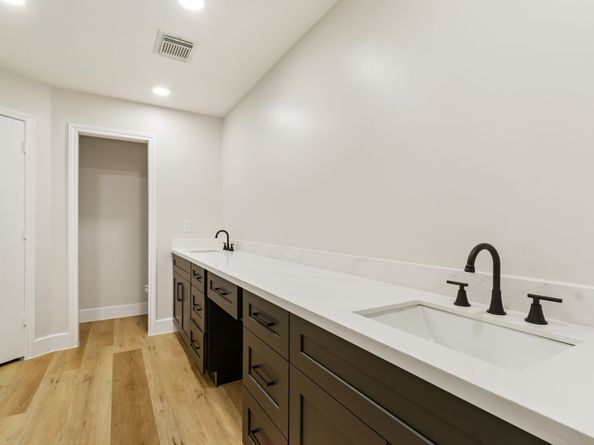 7618 Mauna Kai Drive, Houston TX 77095