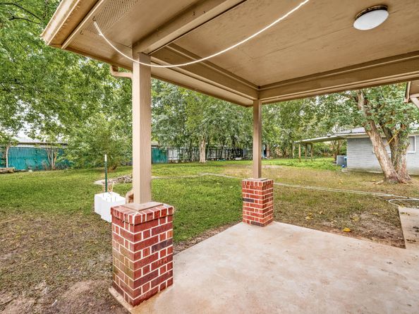 8201 Tareyton Lane, Houston TX 77075