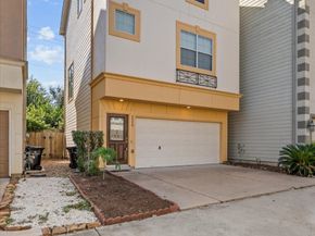 3318 Clearview Villa Way, Houston TX 77025