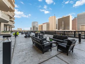 2016 Main Street 2305, Houston TX 77002
